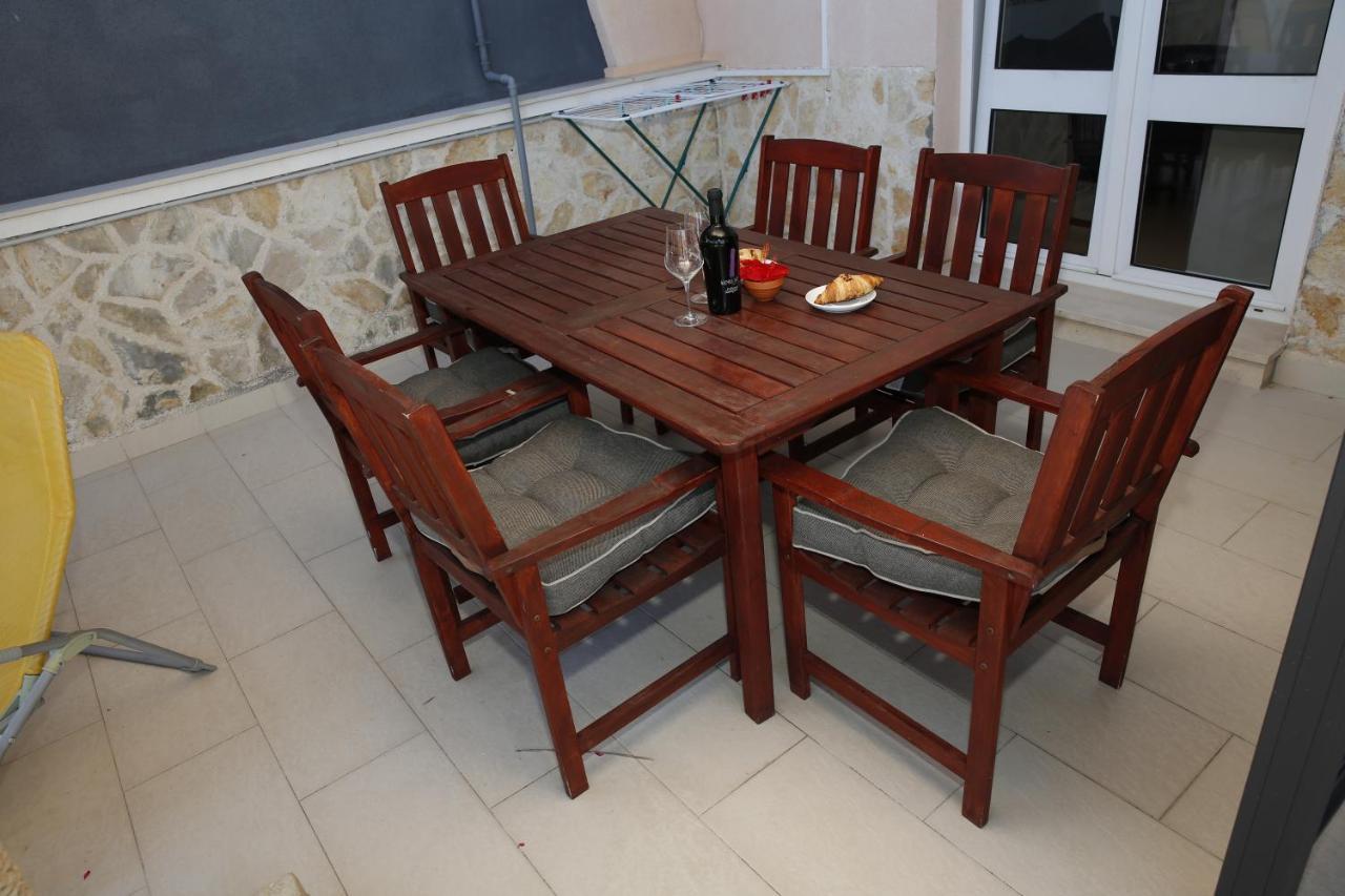 Guest House Lorenta Βόντιτσε Εξωτερικό φωτογραφία