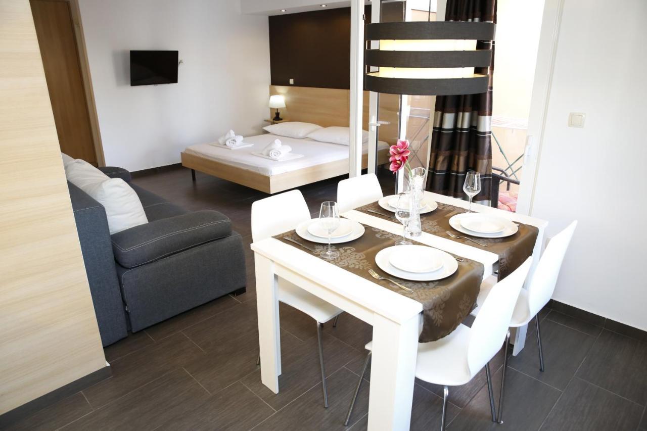 Guest House Lorenta Βόντιτσε Εξωτερικό φωτογραφία