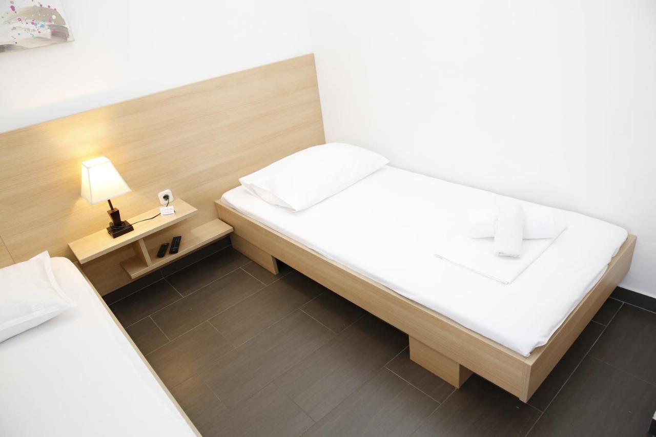 Guest House Lorenta Βόντιτσε Εξωτερικό φωτογραφία