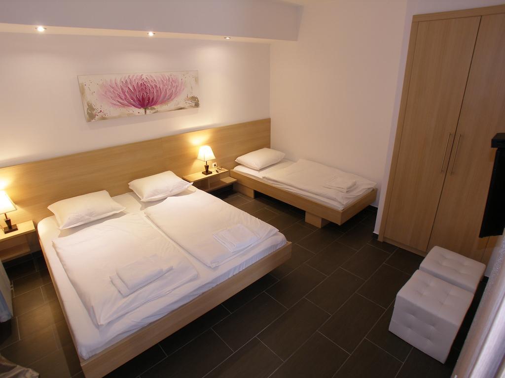 Guest House Lorenta Βόντιτσε Δωμάτιο φωτογραφία